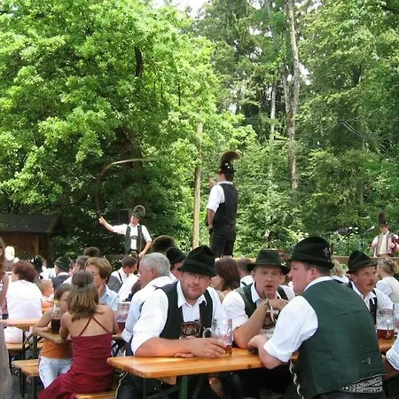Langbuergner In Maderhof * רימסטינג